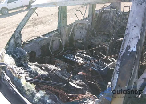 2015 Land Rover Lr4 z USA, uszkodzony, nr VIN SALAG2V67FA764772